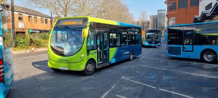 Image of Arriva Beds and Bucks vehicle 2325. Taken by Christopher T at 11.35.54 on 2022.03.08